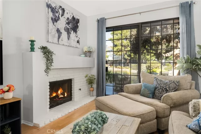 MLS: NP24238571 Condo For Sale