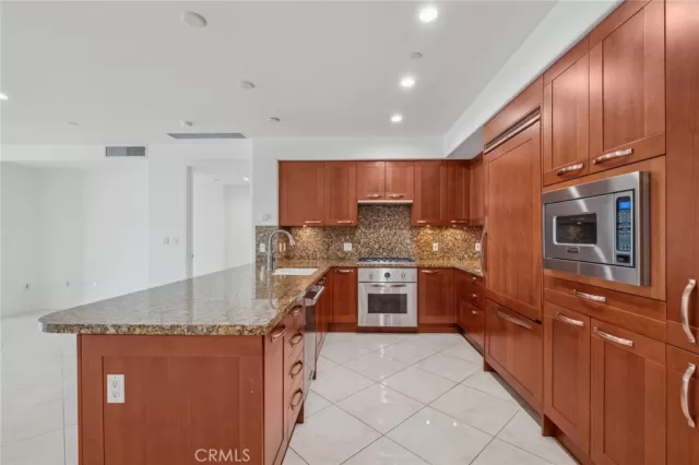 MLS: NP24249015 Condo For Sale