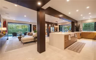 Photo #2: NP25004980 Listing 