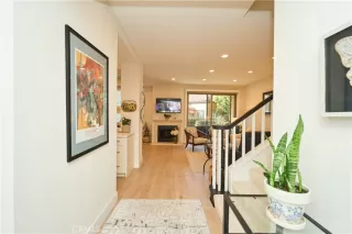 Photo #2: NP25013095 Listing 