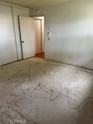 Photo #3: NP25019542 Listing 