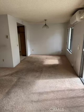 Photo #5: NP25019542 Listing 