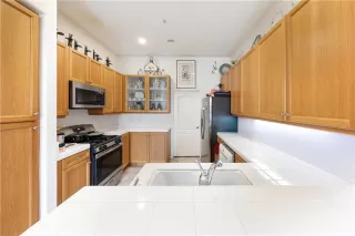 Photo #6: NP25025077 Listing 