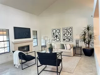 Photo #3: NP25025586 Listing 