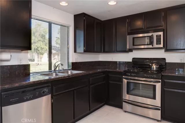 MLS: NP25029445 Condo For Sale