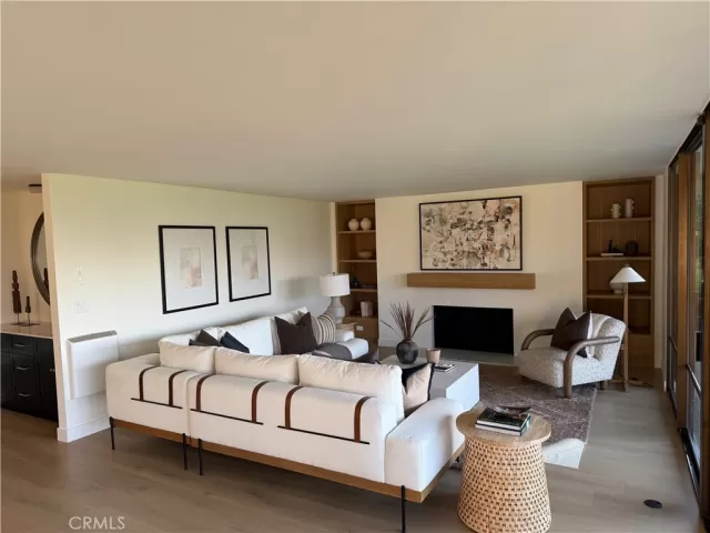 MLS: NP25037674 Condo For Sale