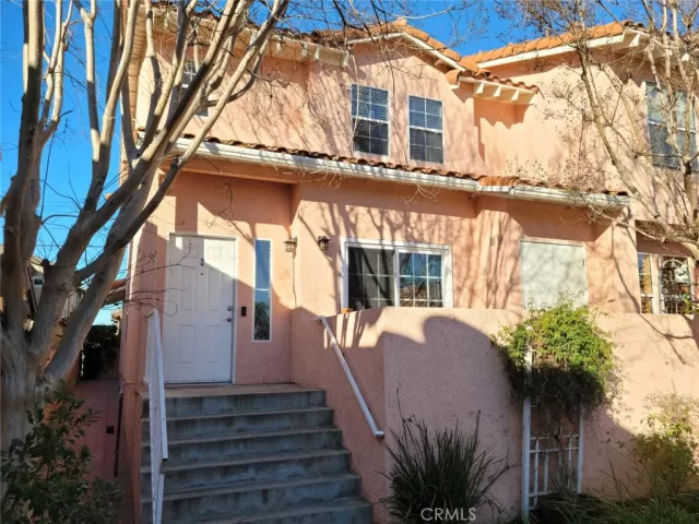 MLS: NP25037768 Condo For Sale