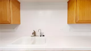 Photo #6: NP25037768 Listing