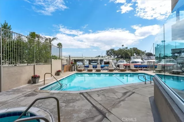 MLS: NP25040106 Condo For Sale