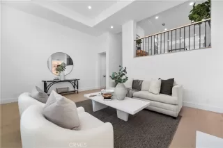 Photo #3: NP25043758 Listing 