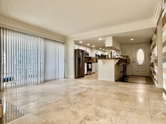 MLS: NP25059591 Condo For Sale