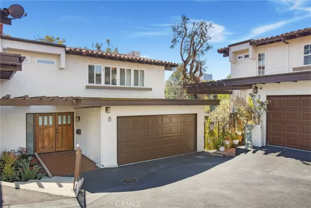 MLS: NP25061830 Condo For Sale