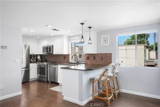 Photo #3: NP25081893 Listing