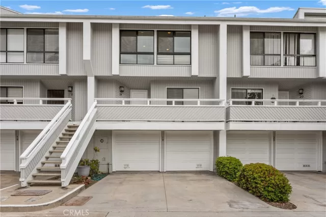 MLS: NP25086113 Condo For Sale