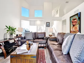 Photo #1: NP25091048 Listing 