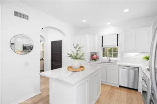 Photo #3: NP25099231 Listing 