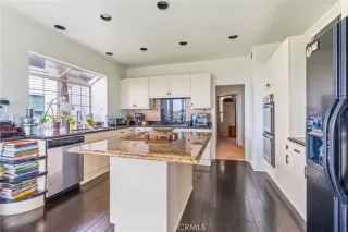 Photo #5: NP25100922 Listing 