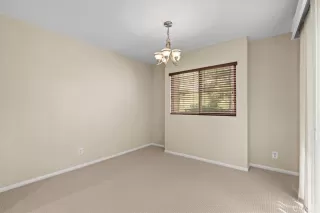 Photo #5: NP25103824 Listing 