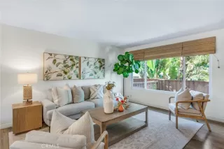 Photo #4: NP25104809 Listing