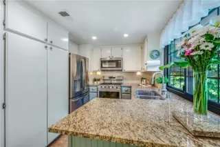 Photo #6: NP25104809 Listing