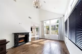 Photo #3: NP25109857 Listing 