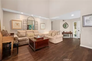 Photo #4: NP25110169 Listing 