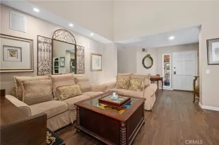 Photo #5: NP25110169 Listing 