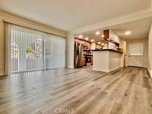 MLS: NP25111625 Condo For Sale