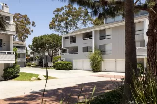 Photo #2: NP25118581 Listing