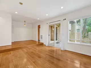 Photo #1: NP25121203 Listing 