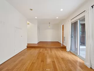 Photo #3: NP25121203 Listing 