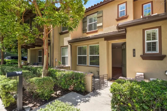 MLS: NP25125931 Condo For Sale