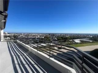 Photo #2: NP25129997 Listing