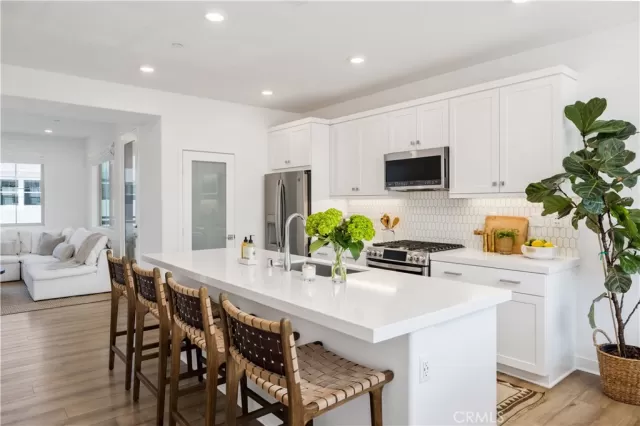 MLS: NP25139764 Condo For Sale