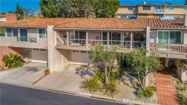 MLS: NP25141720 Condo For Sale