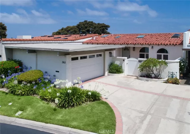 MLS: NP25142416 Condo For Sale