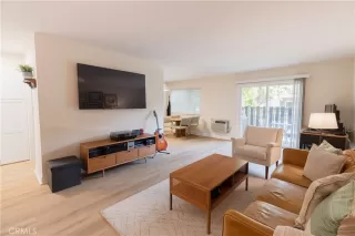 Photo #5: NP25157501 Listing 