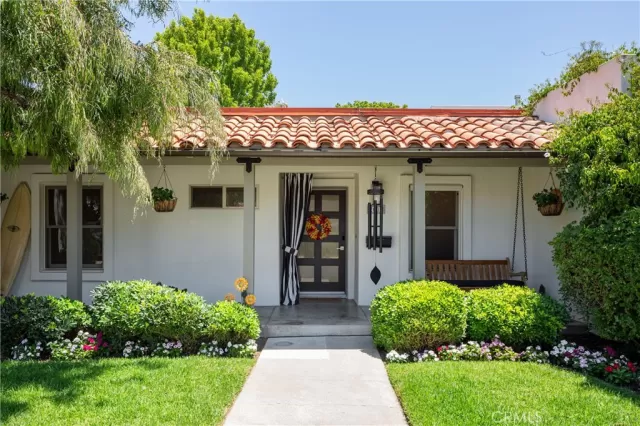 MLS: NP25160456 Condo For Sale