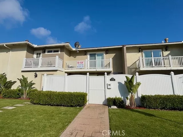 MLS: NP25162376 Condo For Sale