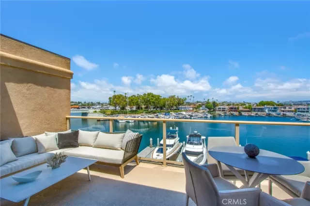 MLS: NP25166727 Condo For Sale