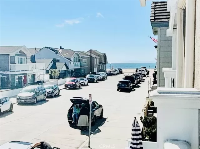 MLS: NP25168086 Condo For Sale