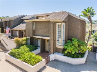 More Details about MLS # NP25176927 : 65 SEA ISLAND DRIVE