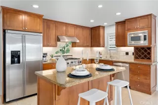 Photo #1: NP25185763 Listing 