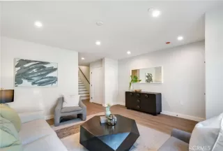 Photo #4: NP25187072 Listing 