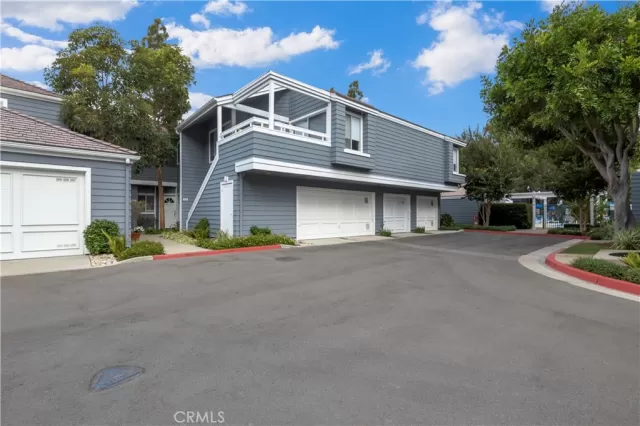 MLS: NP25188122 Condo For Sale