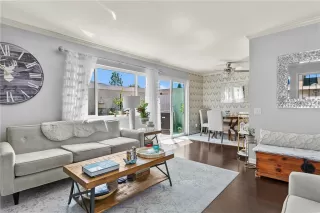 Photo #1: NP25216880 Listing