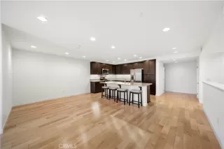 Photo #3: NP25222737 Listing