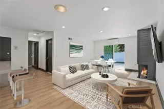 Photo #5: NP25223586 Listing 