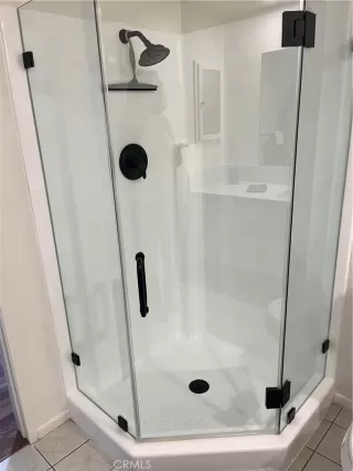 Photo #5: NP25223865 Listing