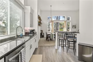 Photo #3: NP25224320 Listing 